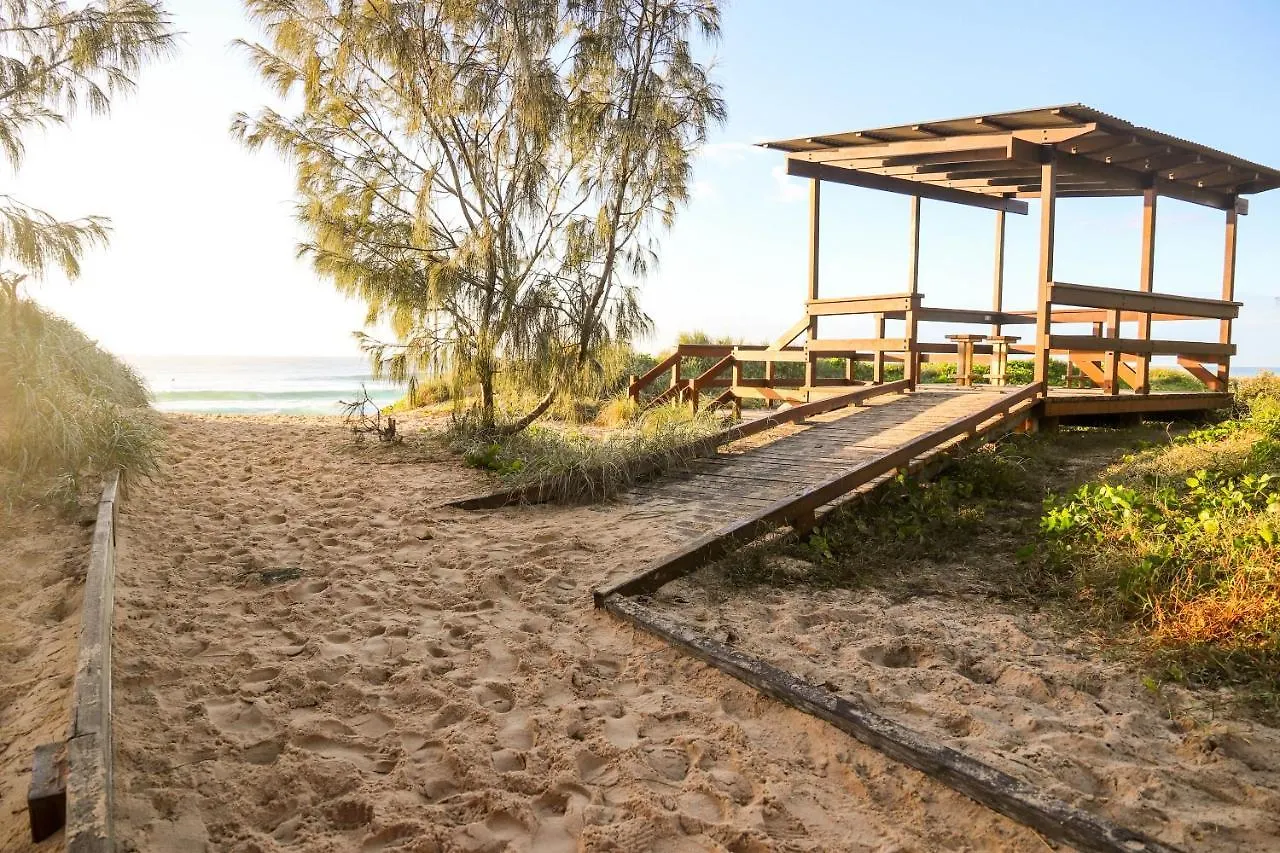 Holiday home Sunshine Coast Beach House - 2 Mins Walk To Beach Villa Parrearra Australia